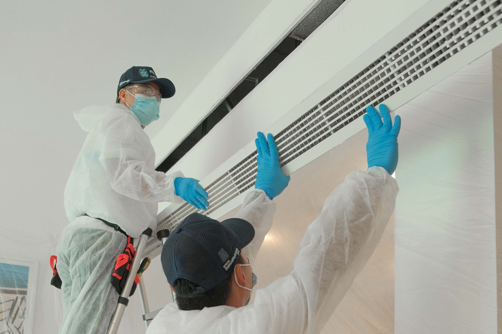 ac-installation-in-dubai-1-scaled